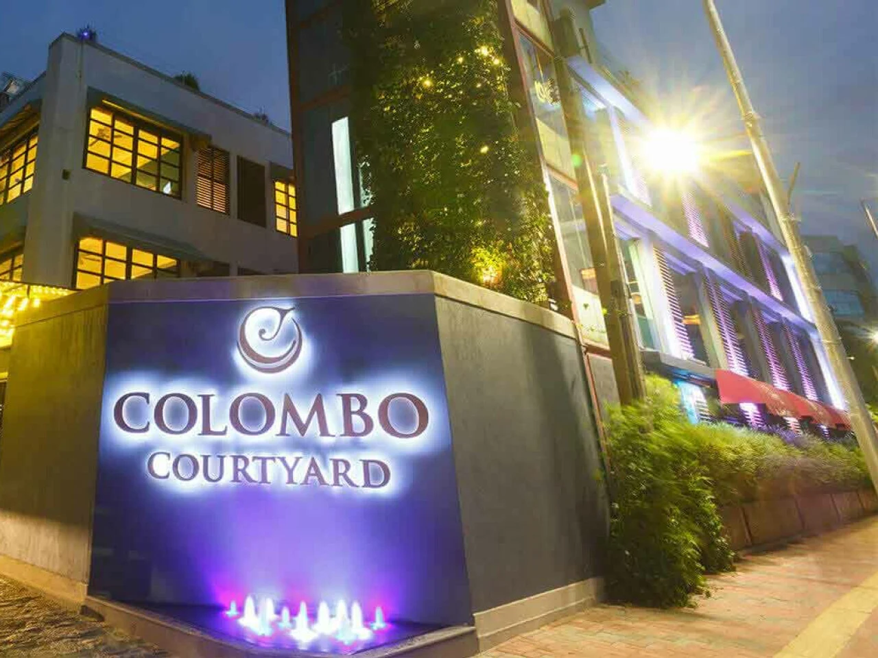 Colombo Court Hotel & Spa 4