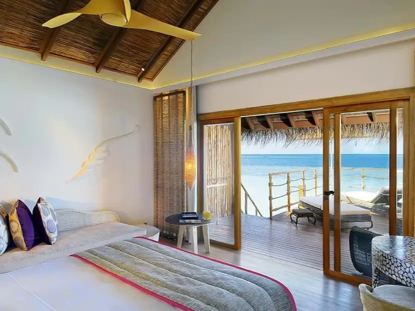 صورة: Constance Moofushi: Water Villa