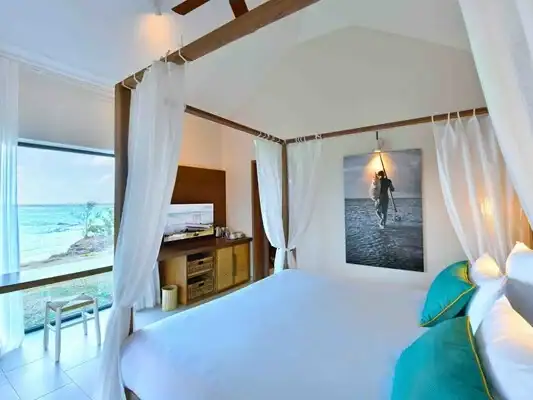 صورة: Constance Tekoma Rodrigues: Beachfront Villa