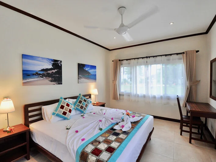 Cote d'Or Footprints 1