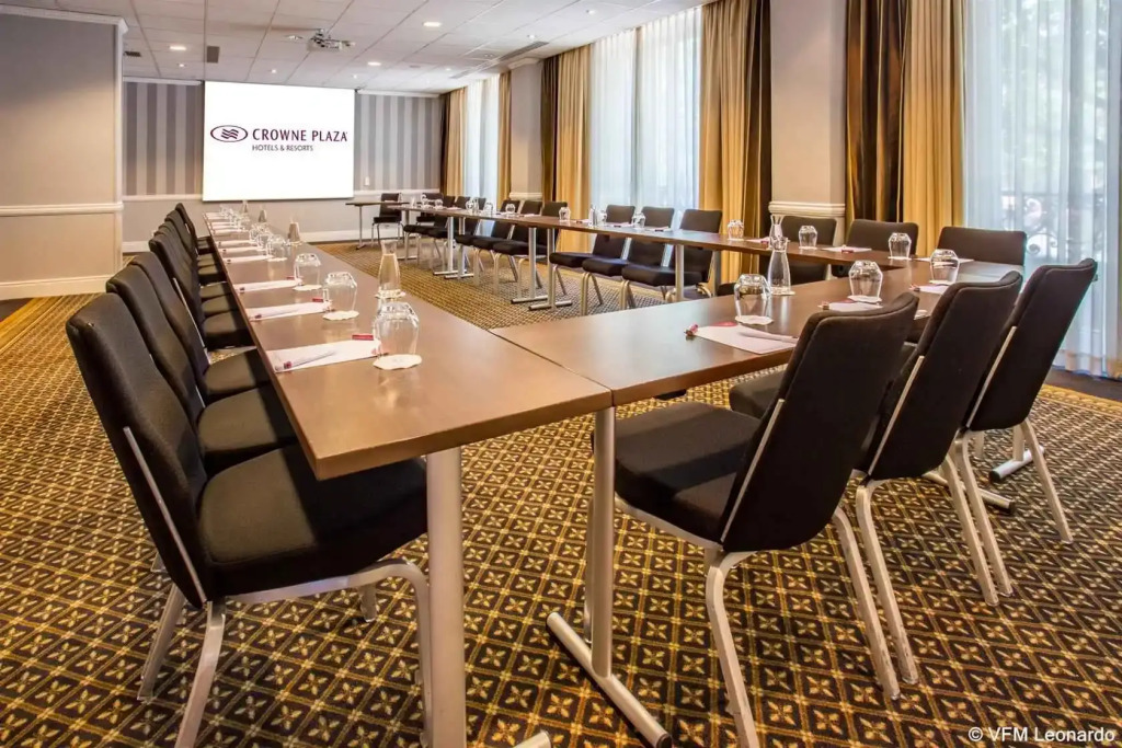 Crowne Plaza Paris Republique, an IHG Hotel 2