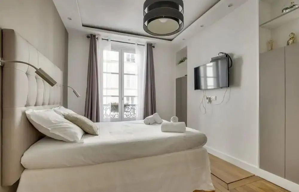 Design Apt 4 pers - Paris 8ème 2