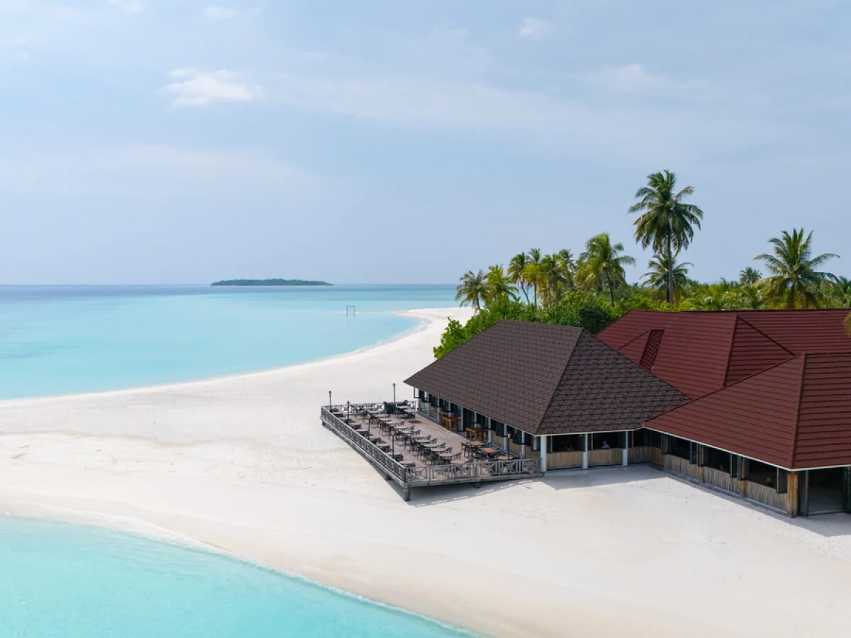 Dhigufaru Island Resort 1