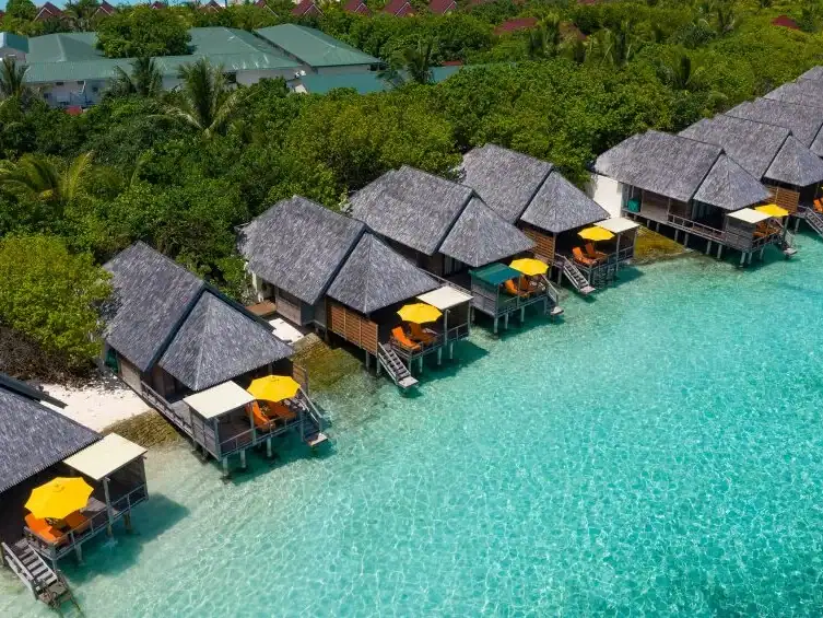 صورة: Dhigufaru Island Resort: Semi Water Villa
