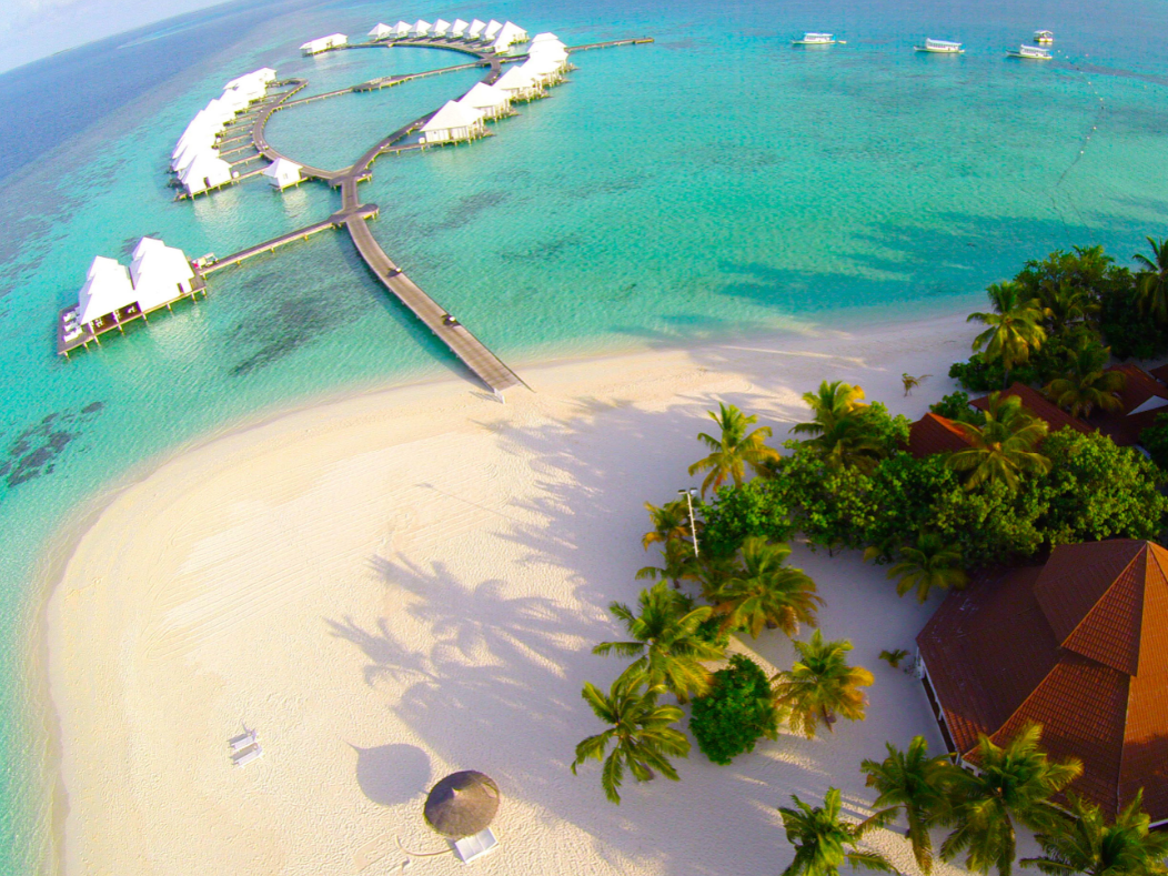 Diamonds Athuruga 16