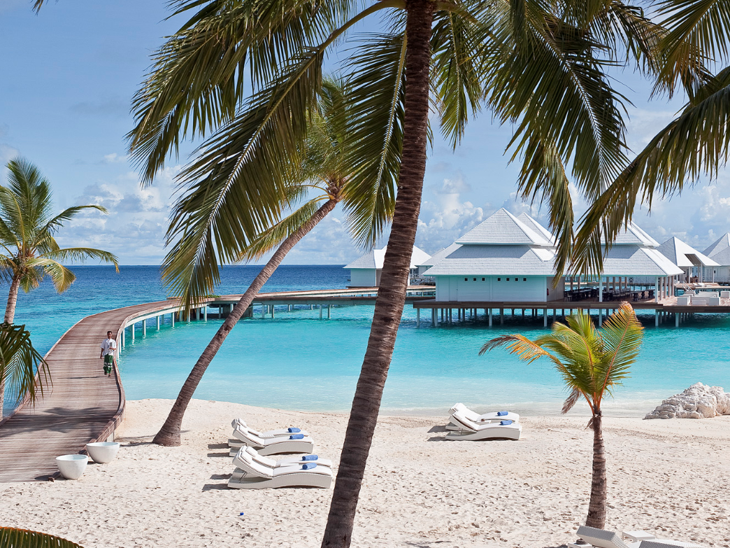 Diamonds Thudufushi 23