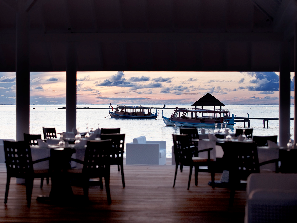 Diamonds Thudufushi 14