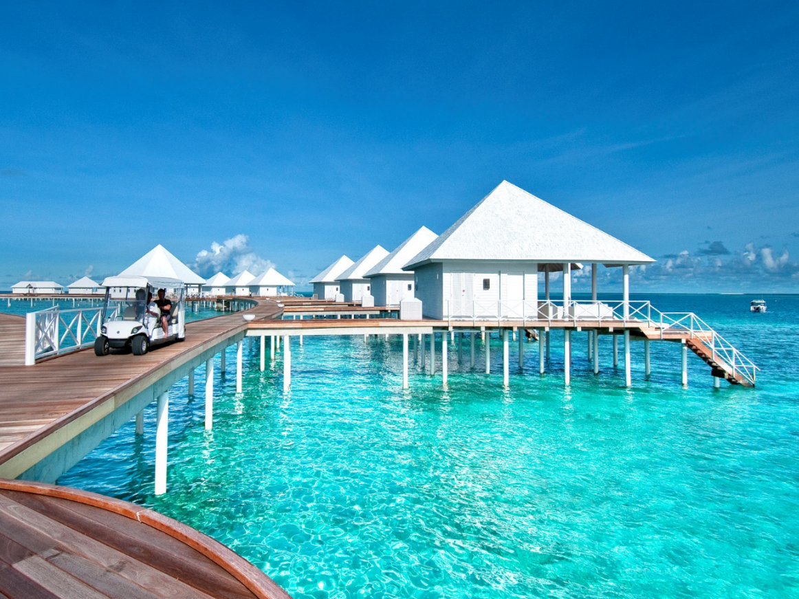 Diamonds Thudufushi 1