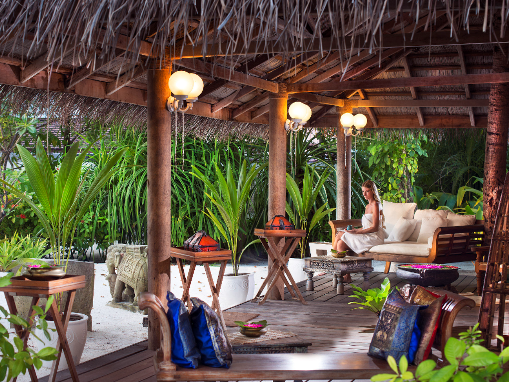 Diamonds Thudufushi 2