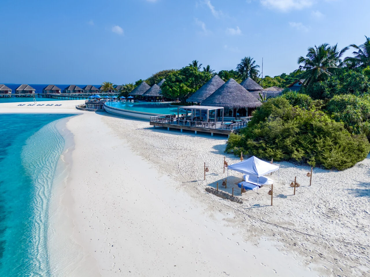 Dusit Thani Maldives 1