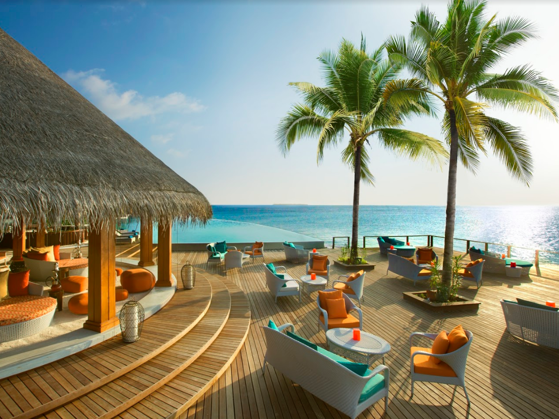 Dusit Thani Maldives 1