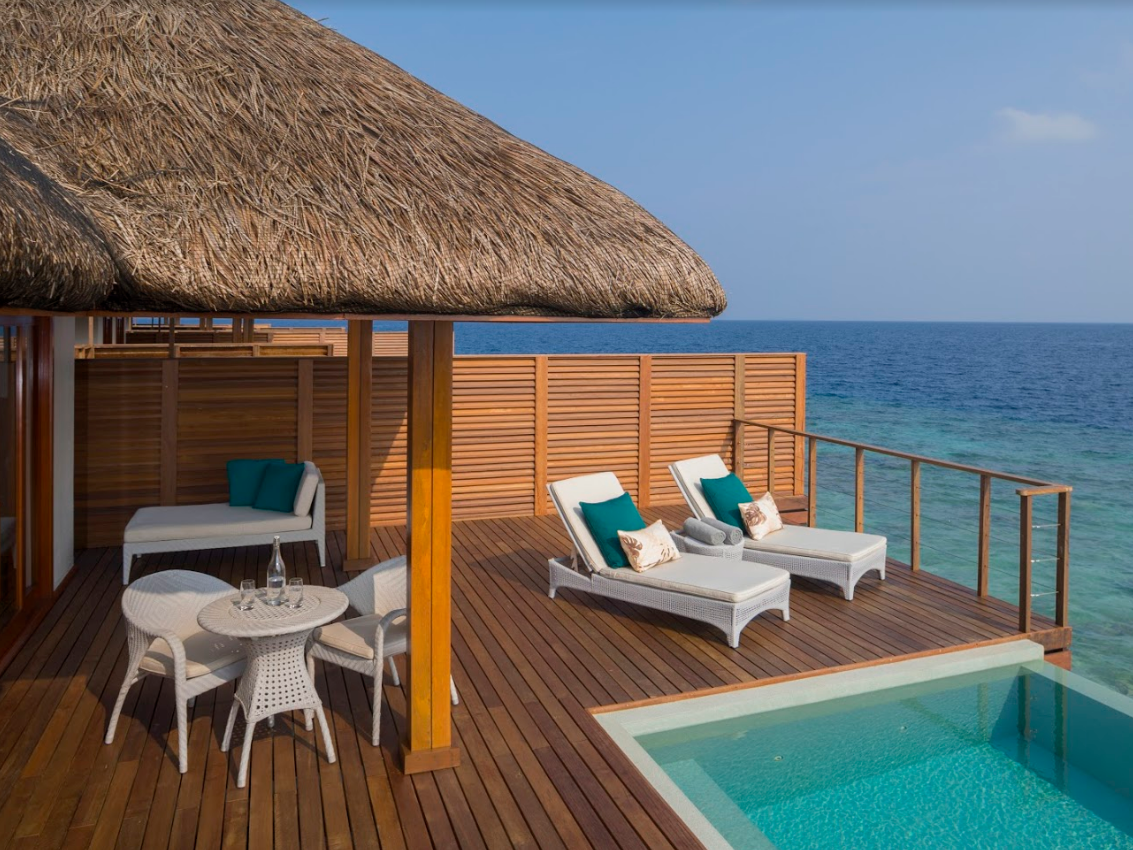 Dusit Thani Maldives 3
