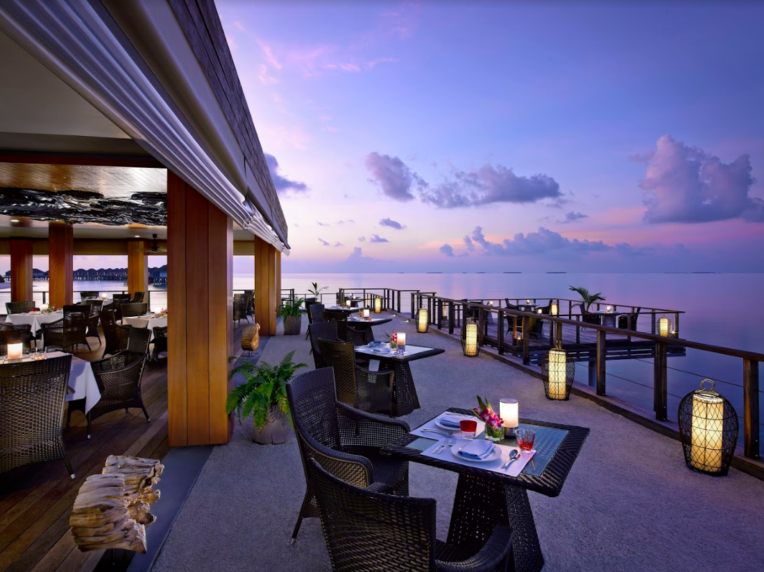 Dusit Thani Maldives 15