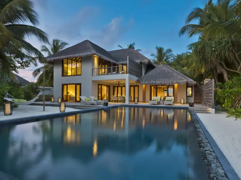 صورة: Dusit Thani Maldives: Two Bedroom Beach Pool Residence