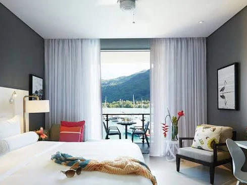 Eden Bleu Hotel
