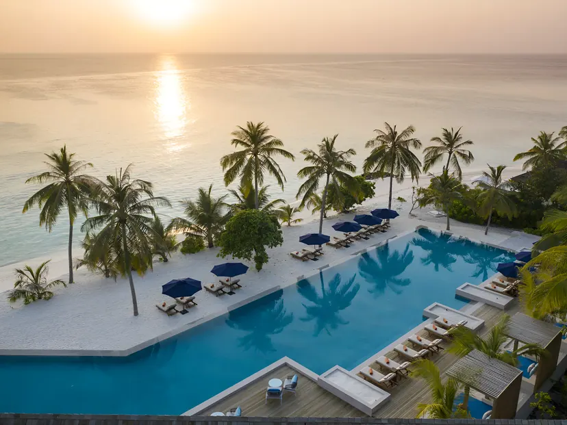 Emerald Faarufushi Resort & Spa