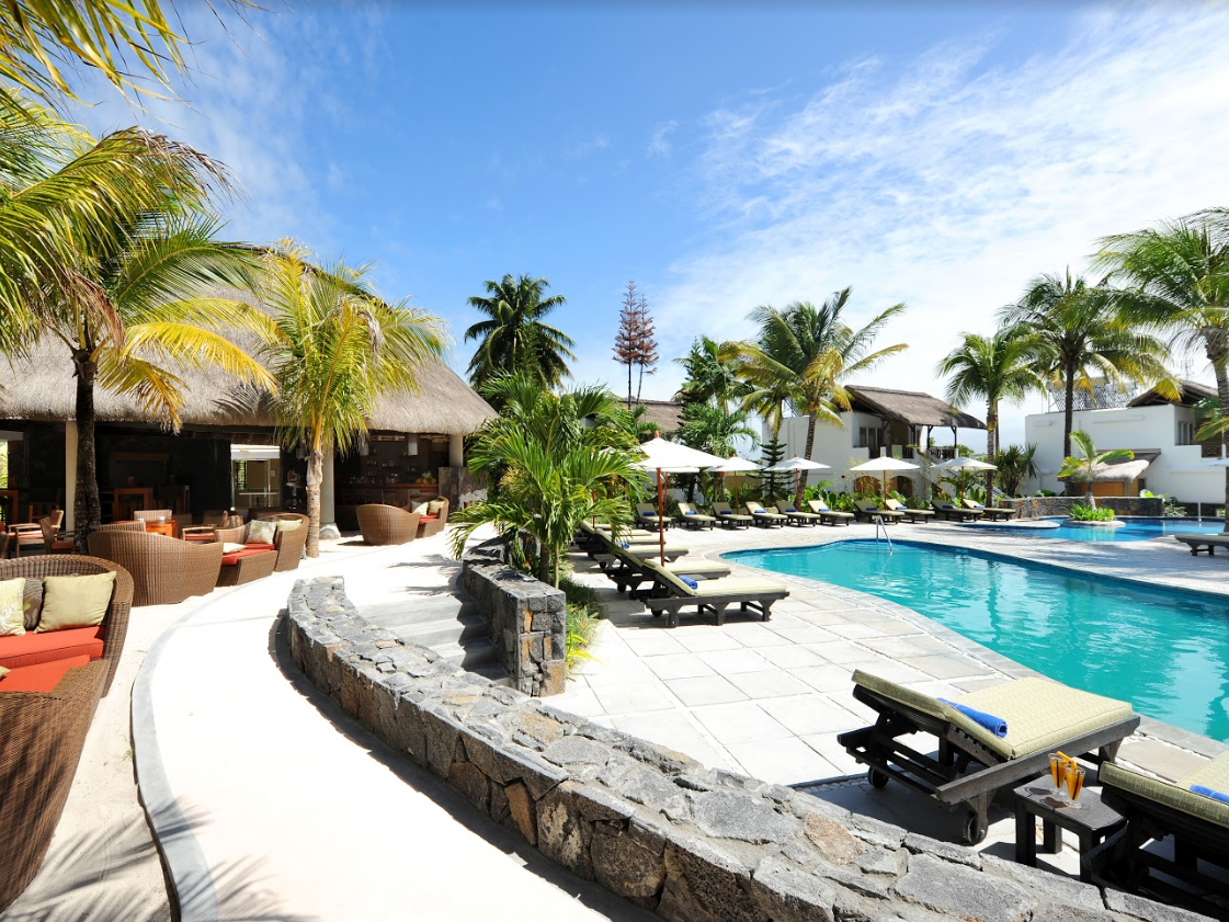 Emeraude Beach Attitude 4