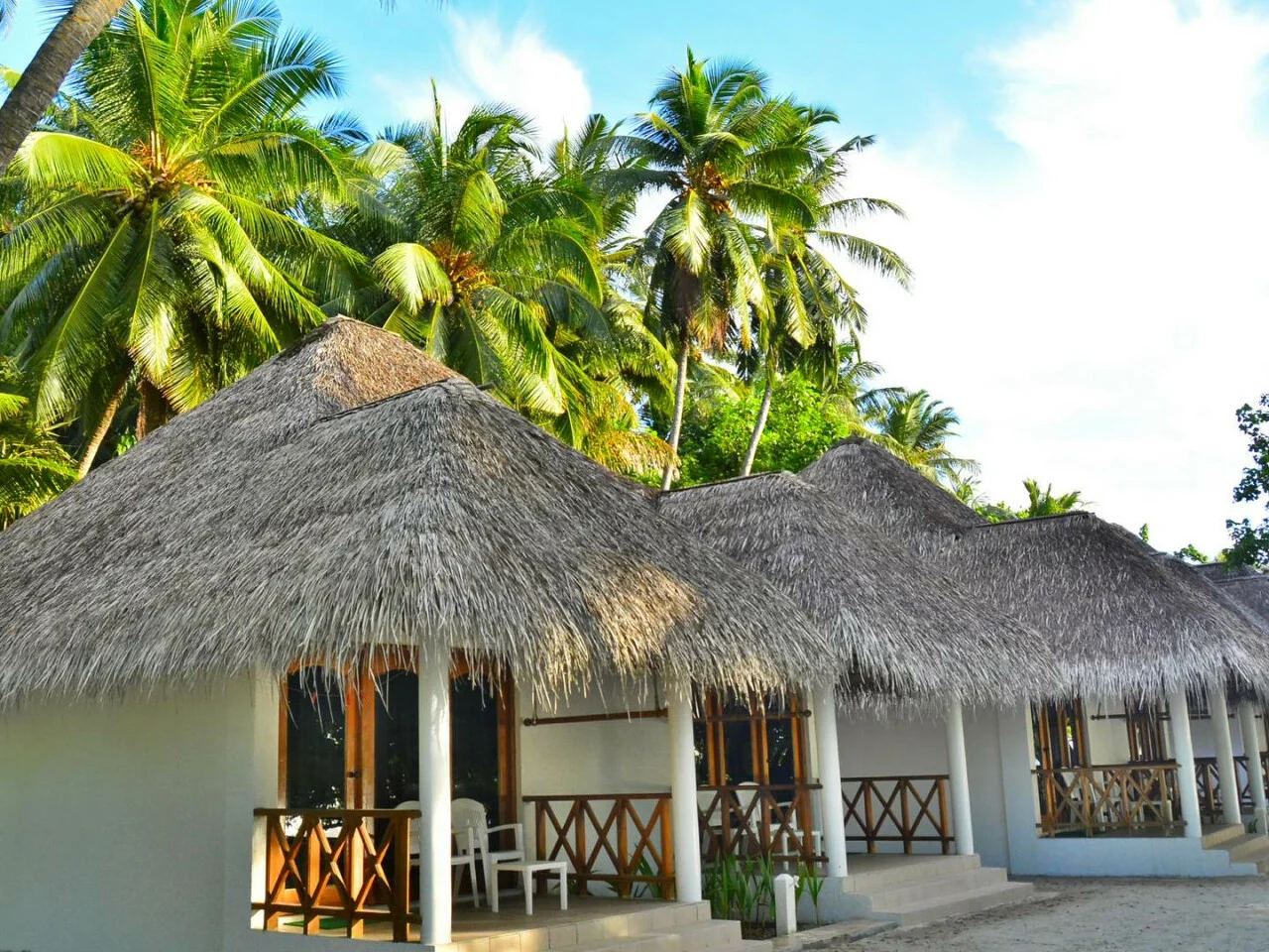 Fihalhohi Island Resort 10