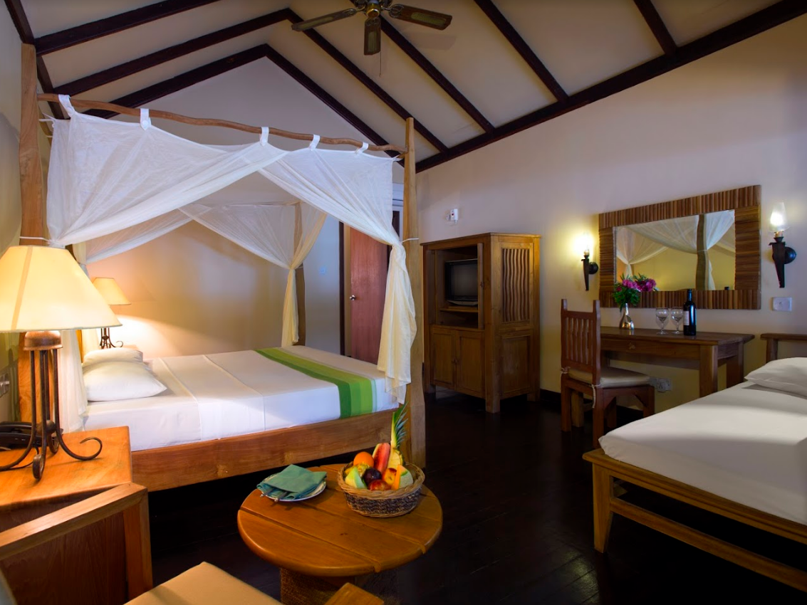 Filitheyo Island Resort 8