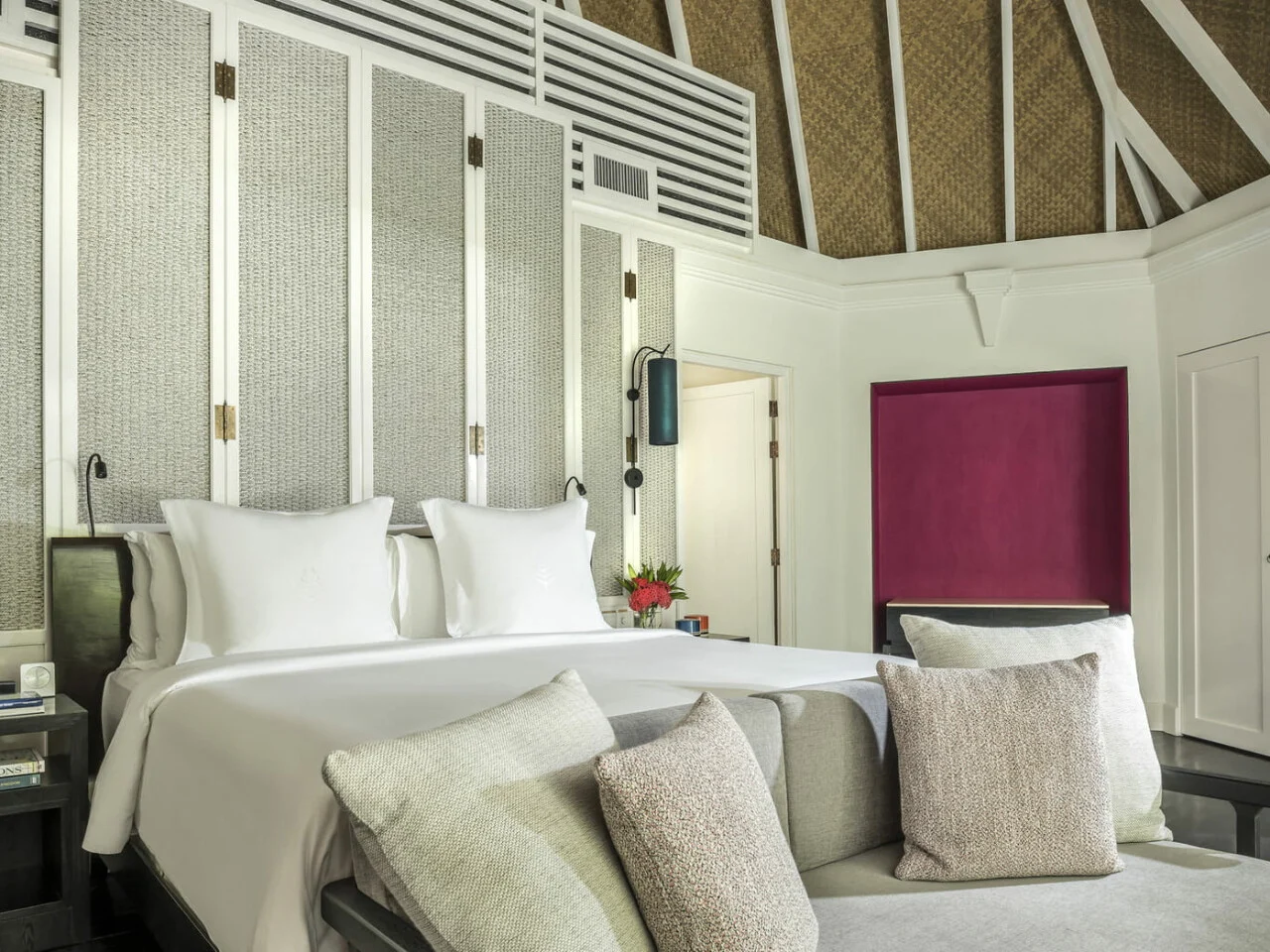 Four Seasons Resort Maldives at Kuda Huraa 16