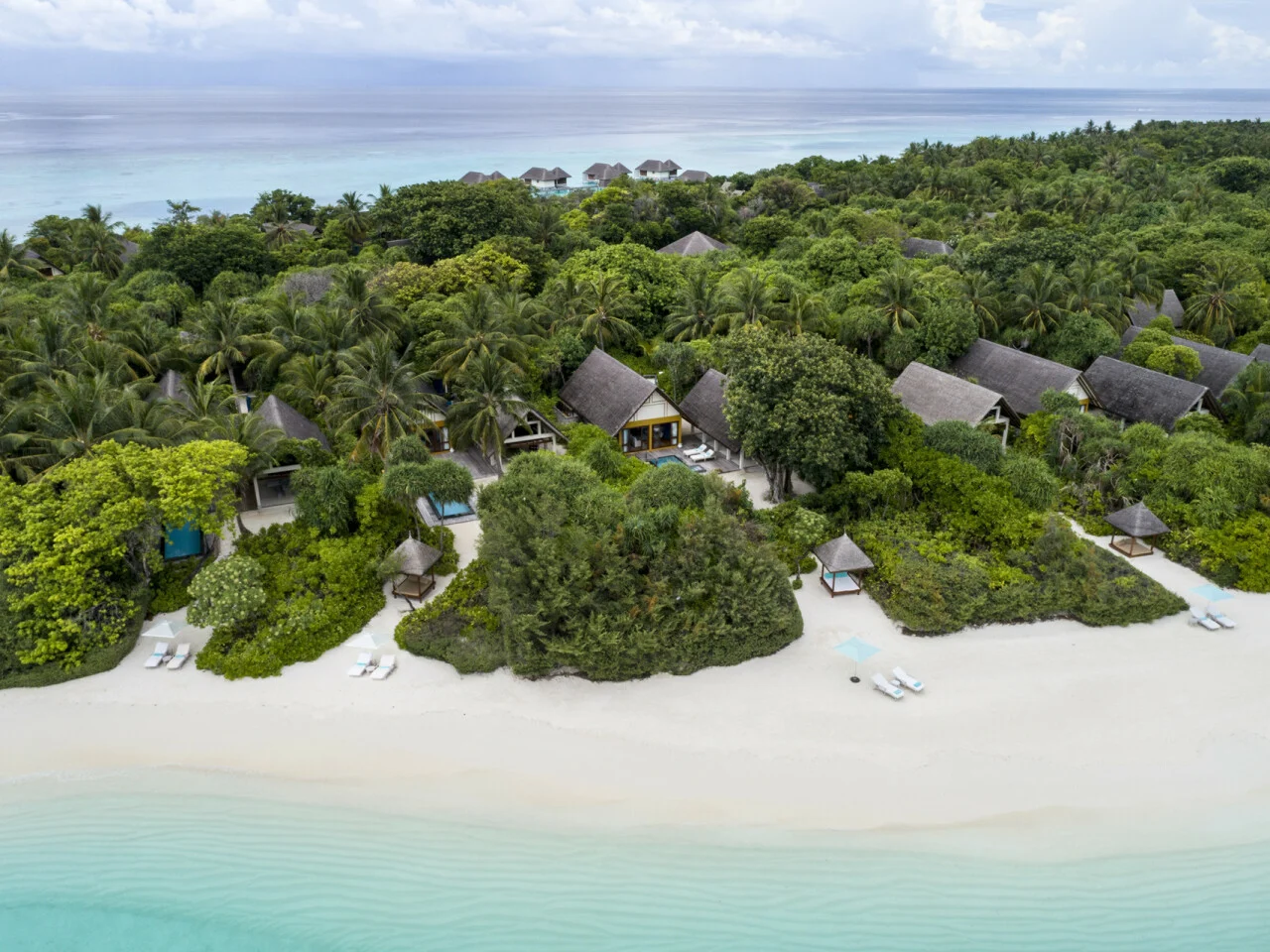 Four Seasons Resort Maldives at Landaa Giraavaru 4
