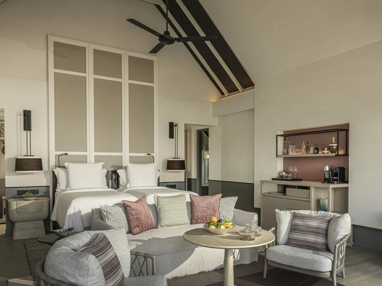 Four Seasons Resort Maldives at Landaa Giraavaru 2