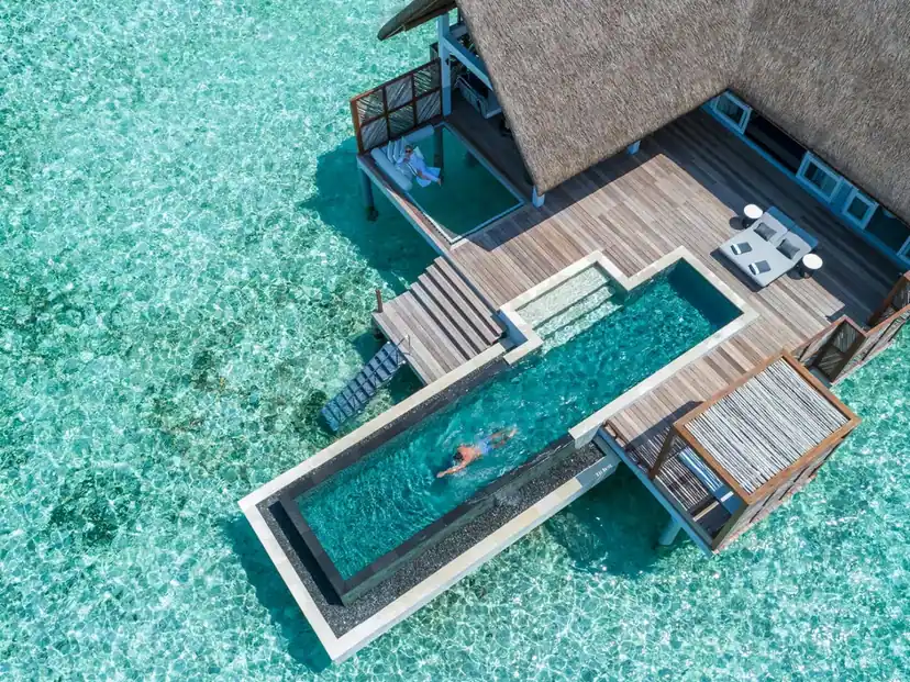 Four Seasons Resort Maldives at Landaa Giraavaru