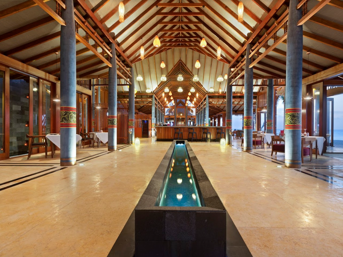 Furaveri Maldives 8