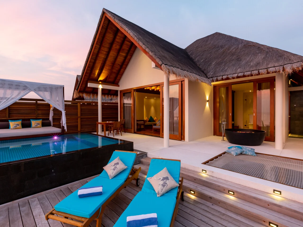 Furaveri Maldives 23