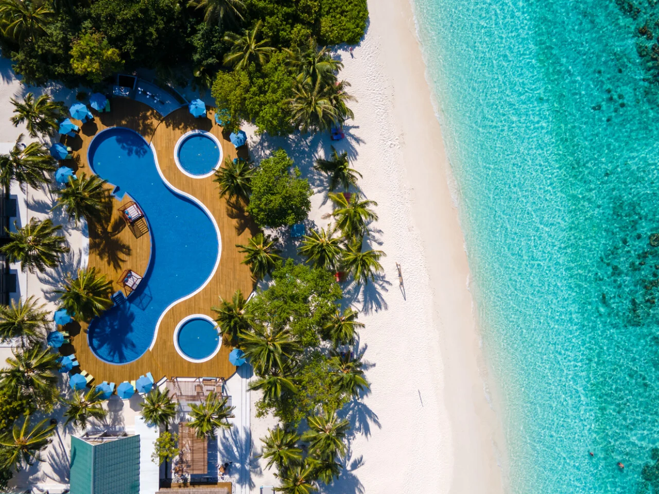 Furaveri Maldives 12