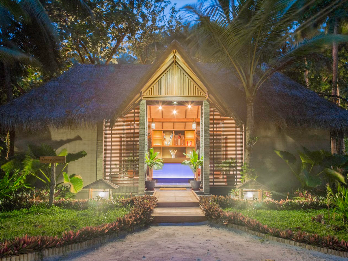Furaveri Maldives 16