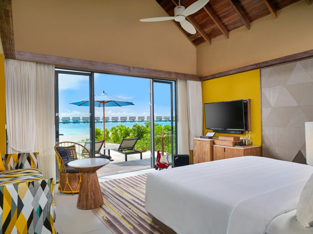 Hard Rock Hotel Maldives 11