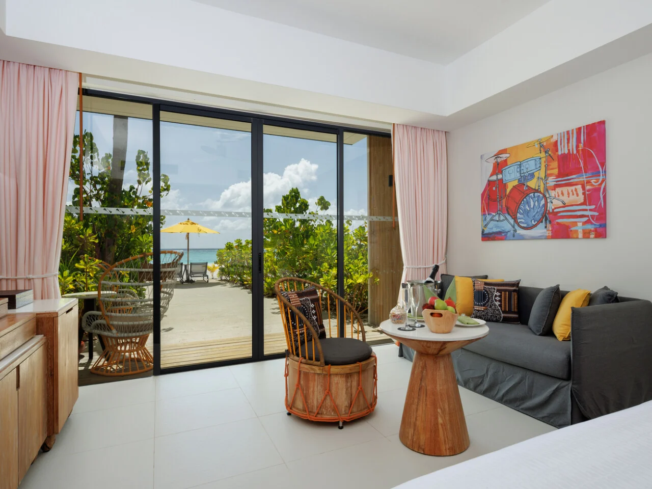 Hard Rock Hotel Maldives 9