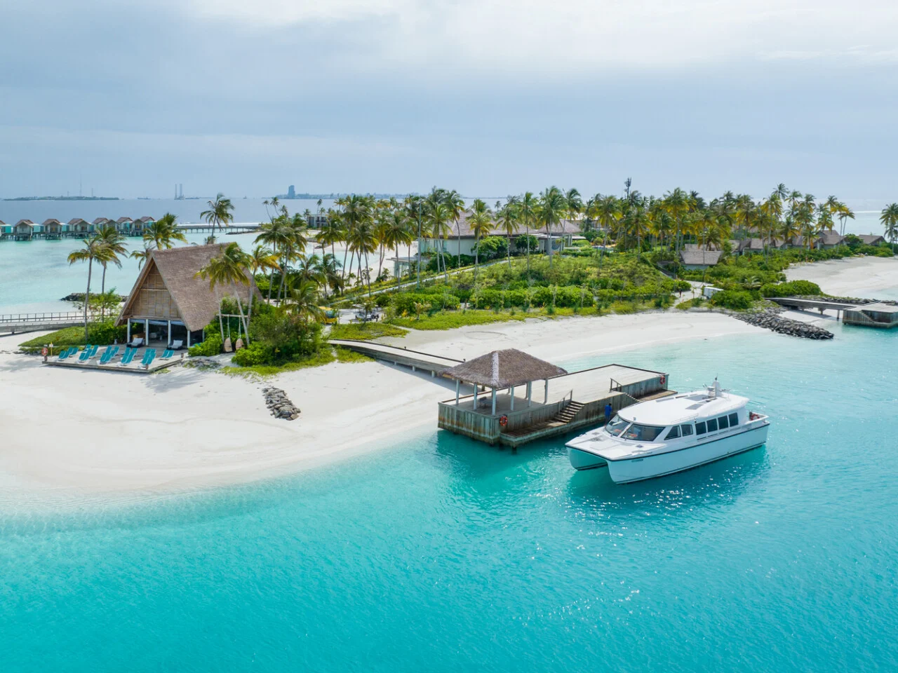 Hard Rock Hotel Maldives 4