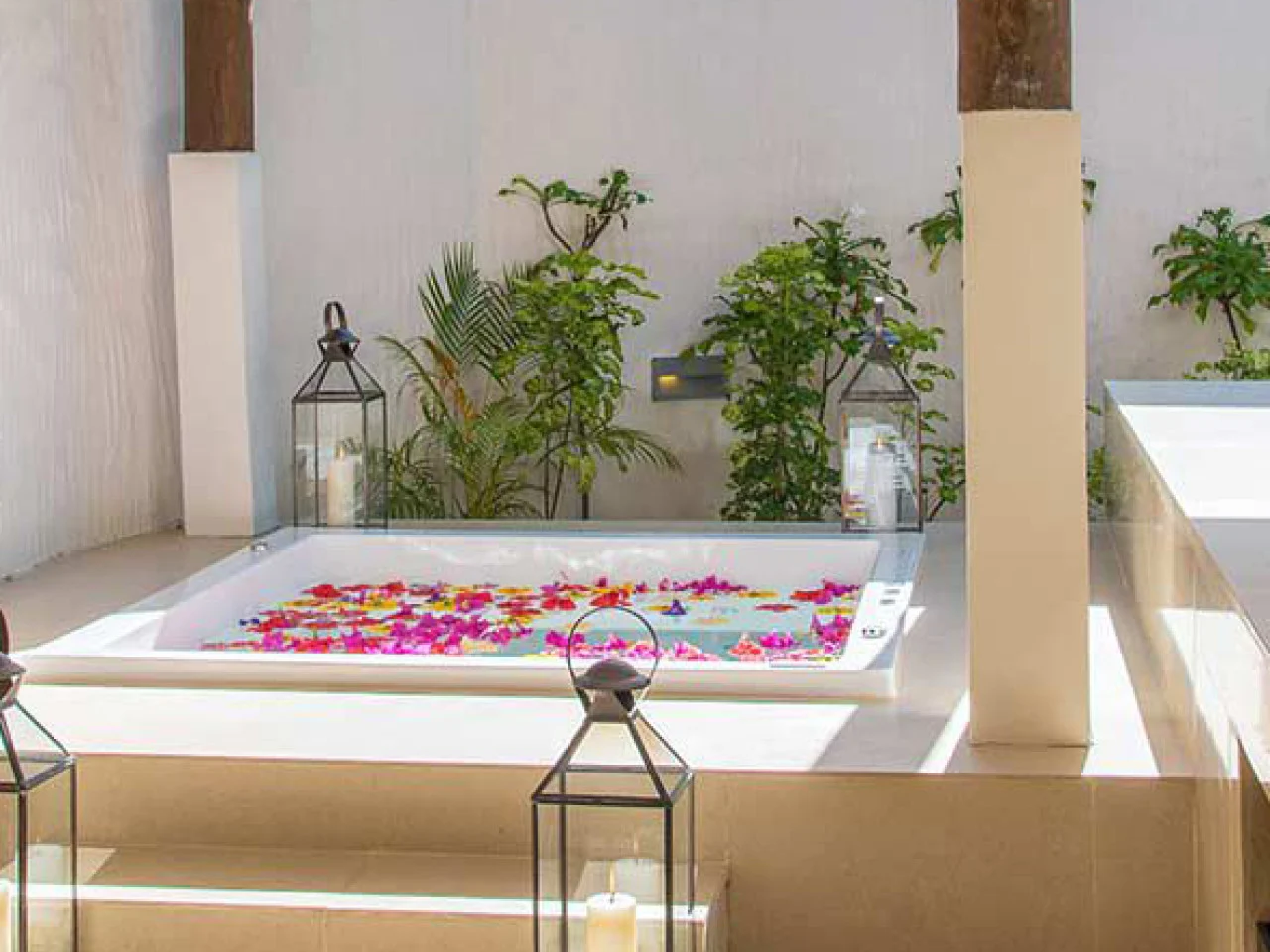 Hideaway Beach Resort & Spa 2