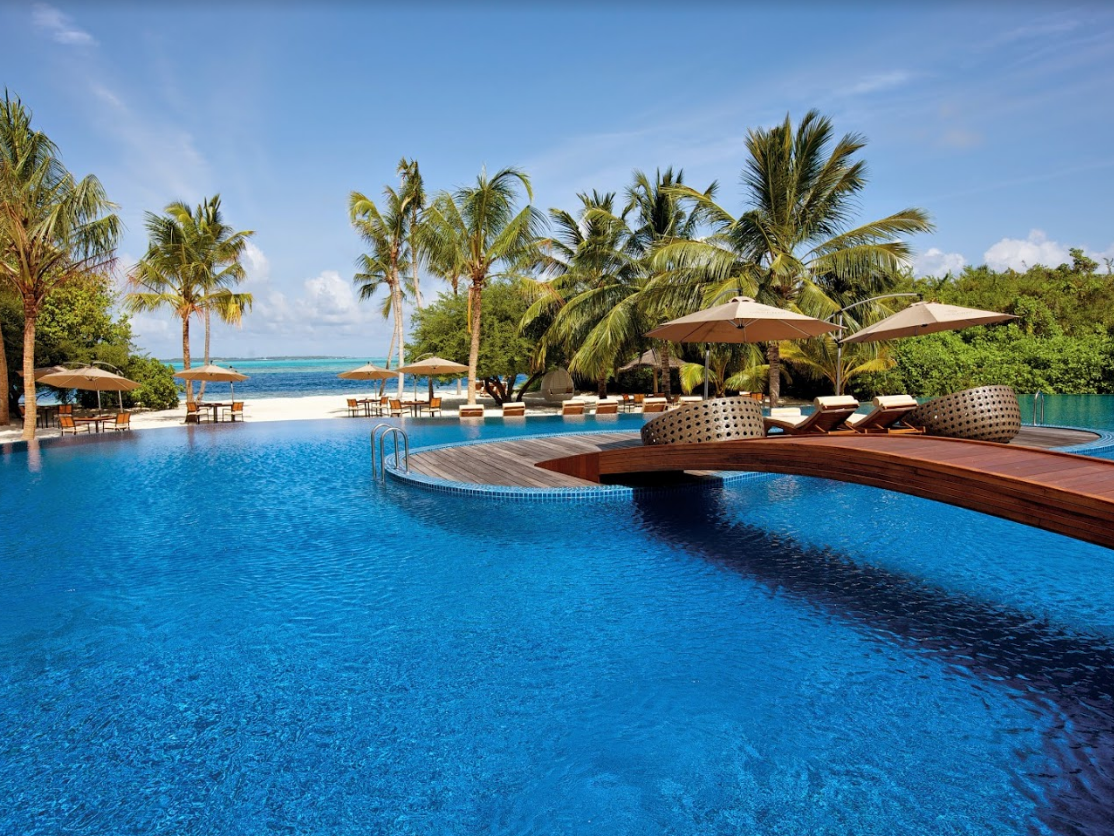 Hideaway Beach Resort & Spa 11