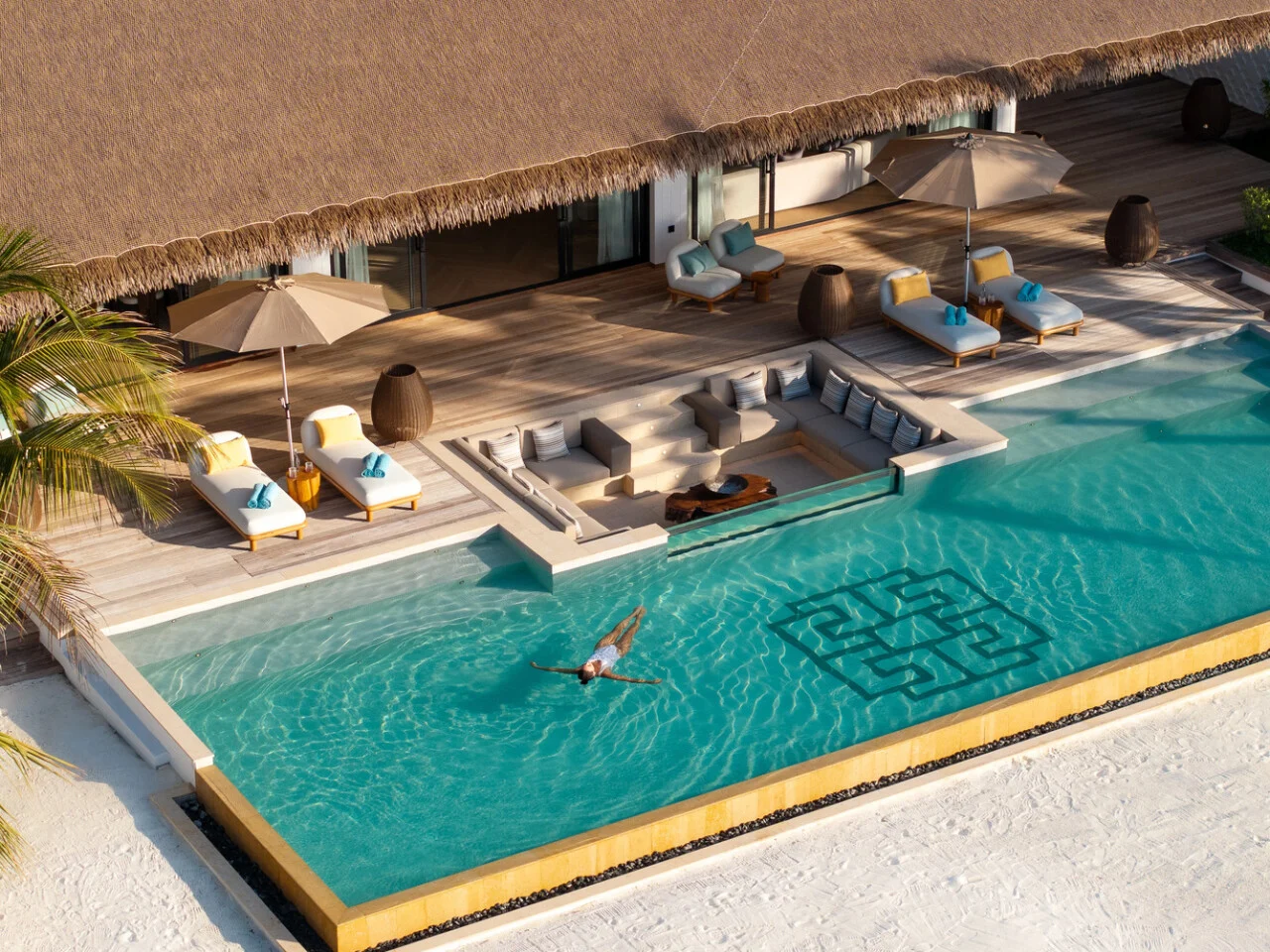 Hilton Maldives Amingiri Resort & Spa 17