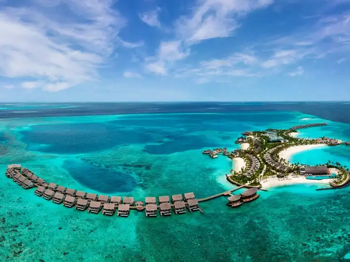 صورة: Hilton Maldives Amingiri Resort & Spa: Amingiri Island Aerial