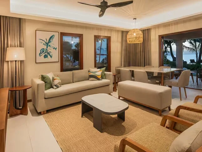 Grand Beachfront Family Suite