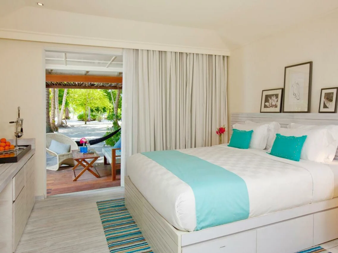 Holiday Inn Resort Kandooma Maldives 7