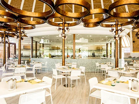 Holiday Inn Resort Kandooma Maldives 3