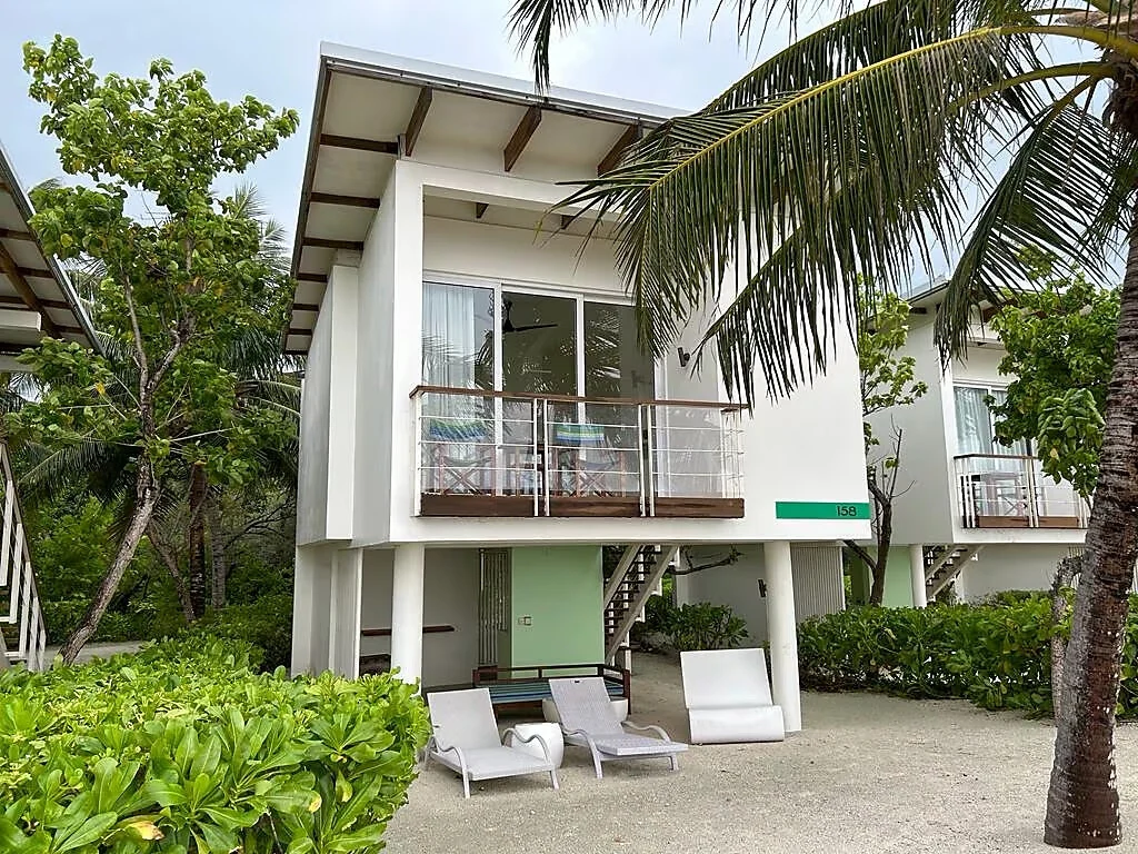 Holiday Inn Resort Kandooma Maldives