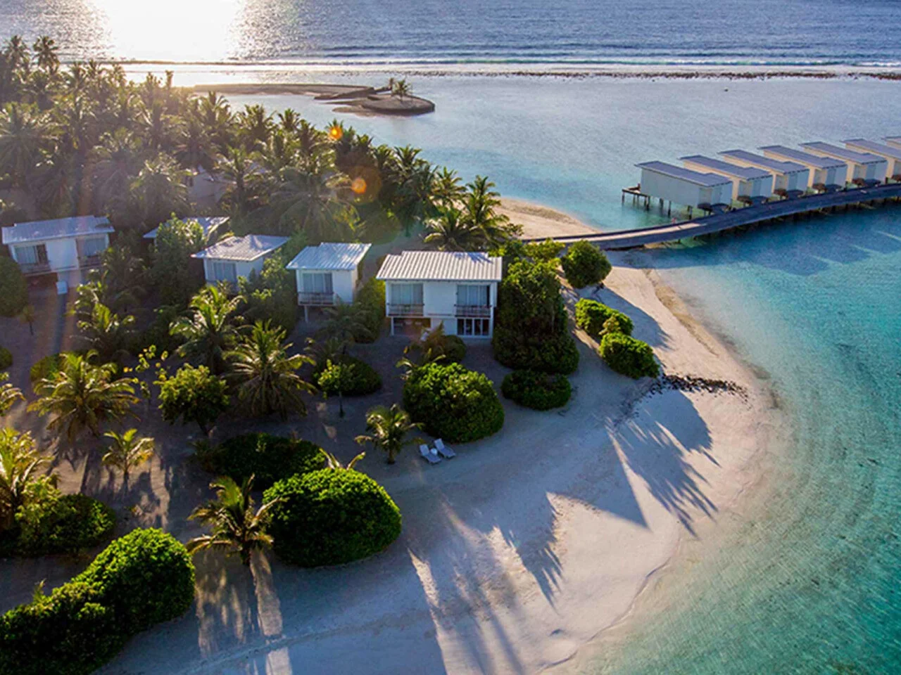 Holiday Inn Resort Kandooma Maldives 5