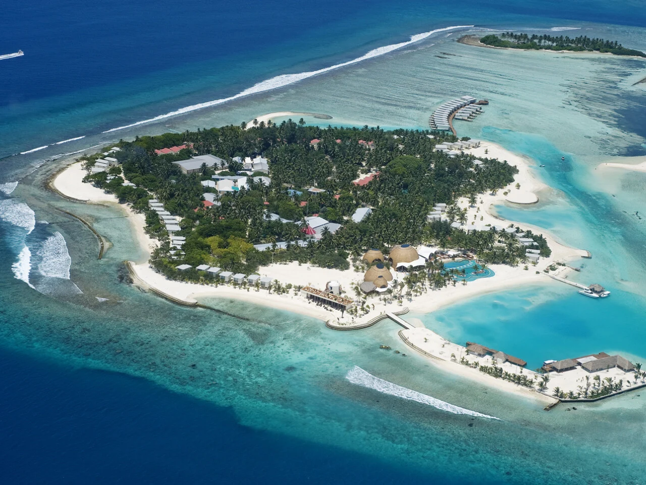 Holiday Inn Resort Kandooma Maldives 16