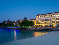 Hulhule Island Hotel 3