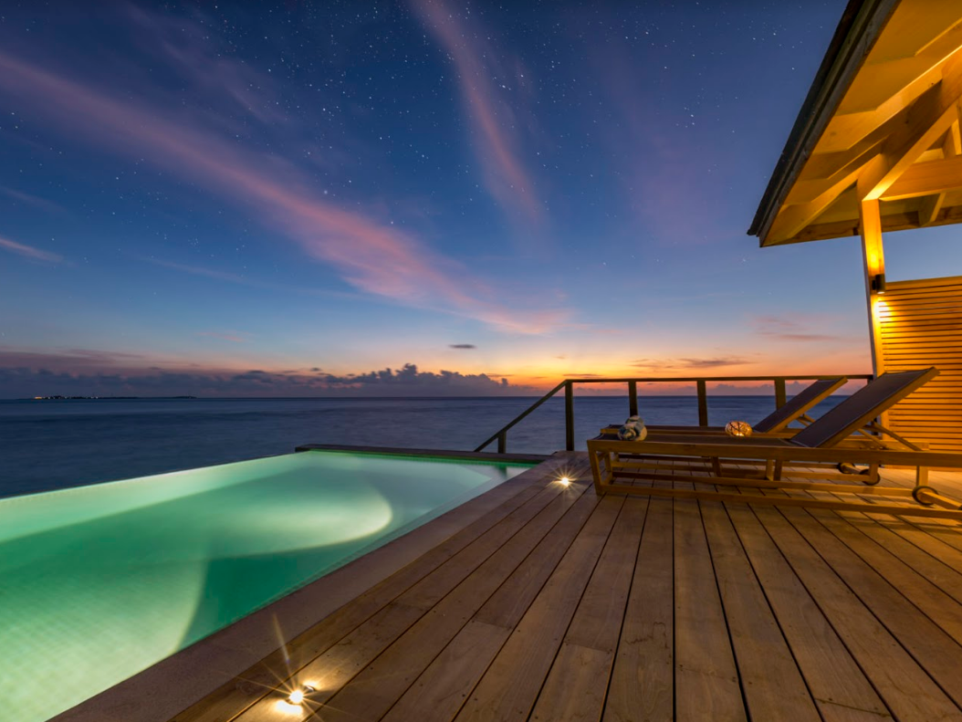 Hurawalhi Island Resort 7