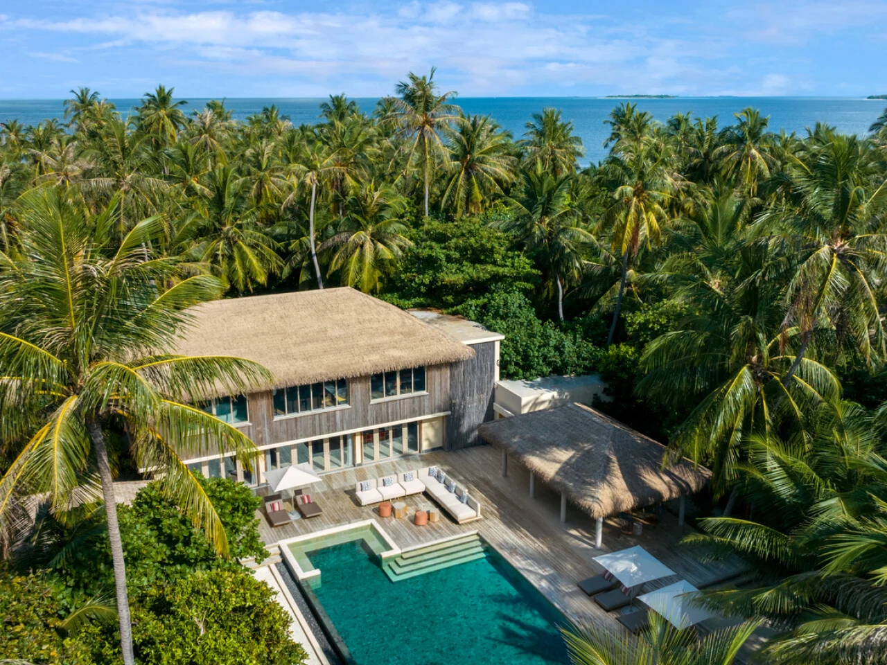 InterContinental Maldives Maamunagau Resort 13