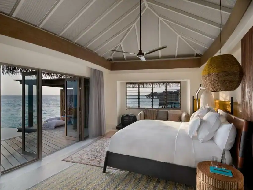 صورة: InterContinental Maldives Maamunagau Resort: Overwater Pool Villa