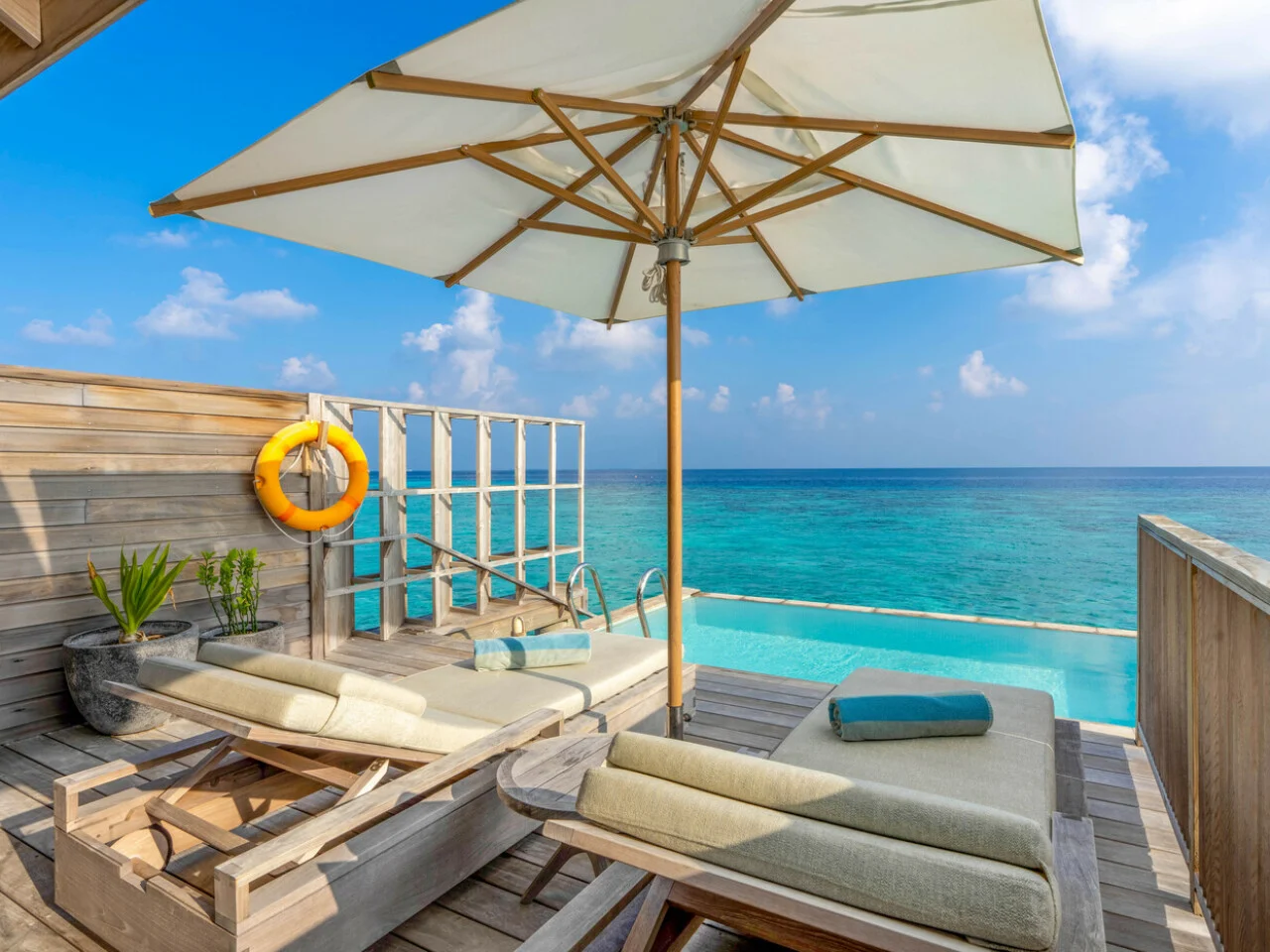 Kagi Maldives Resort and Spa 8
