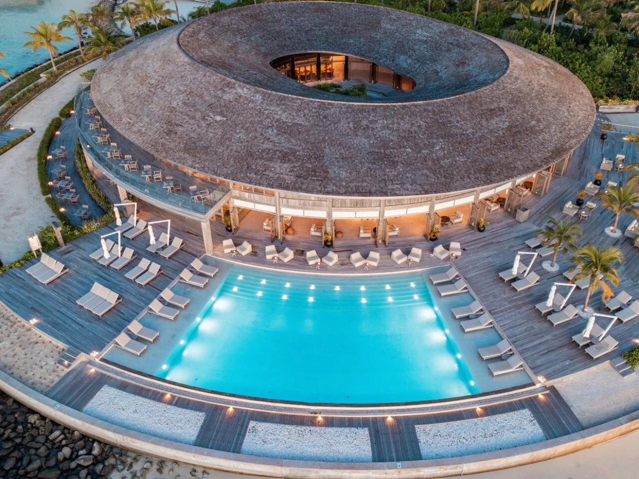 Kagi Maldives Resort and Spa 16